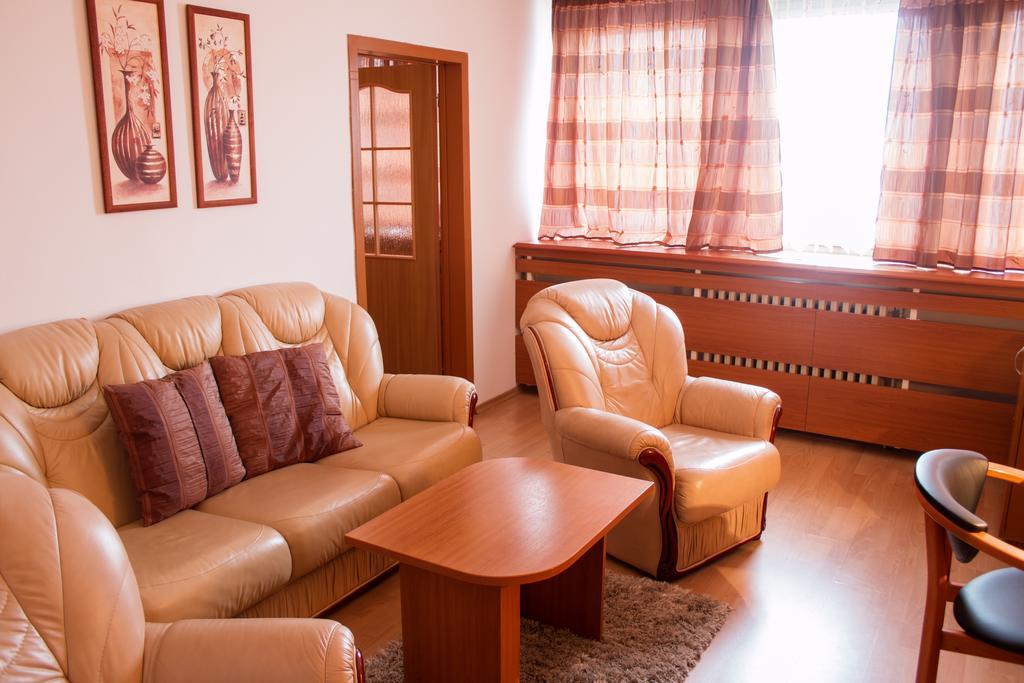 Hotel Druzba Michalovce Dış mekan fotoğraf